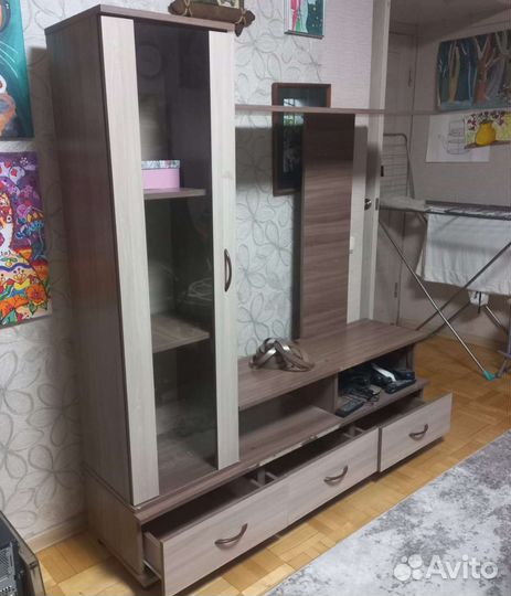 Стойка для телевизора напольная