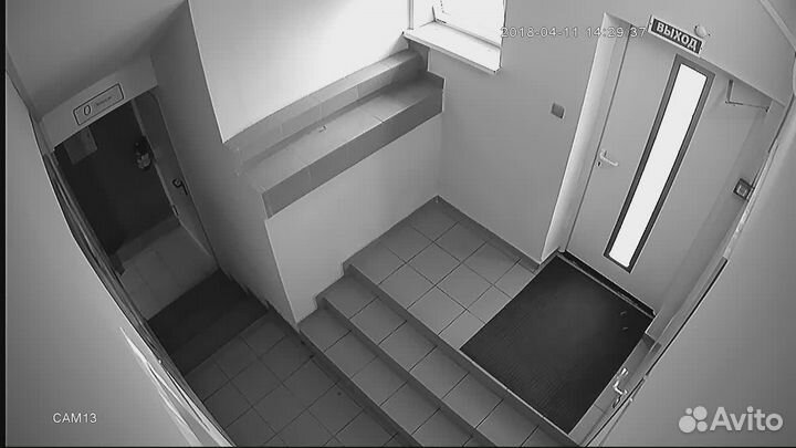 Камера видеонаблюдения для подъезда