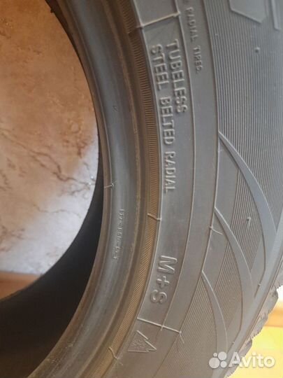 Toyo Observe GSi-5 215/65 R17