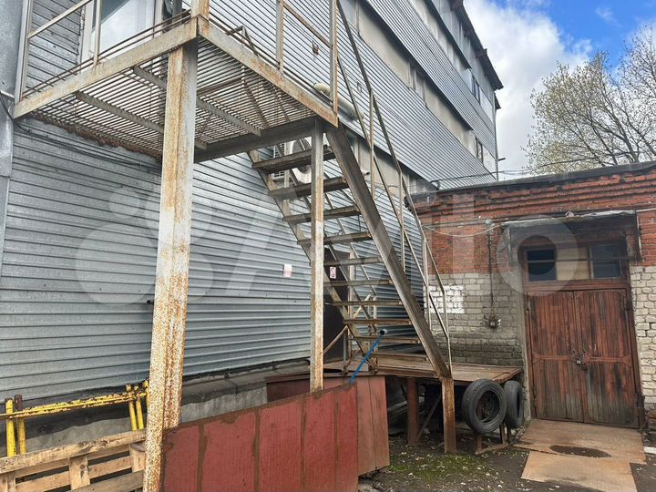 Швейный Цех, 3000 м²