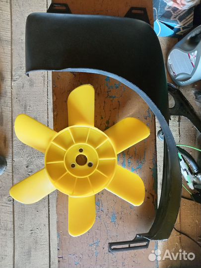 Крыльчатка и кожух вентилятора ваз 2106 на помпу