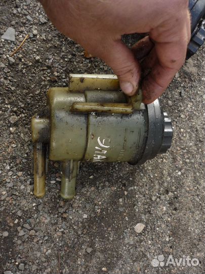 Бачок гидроусилителя руля Хундай Элантра 3 XD