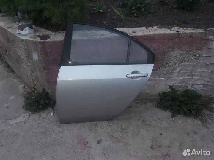 Дверь ниссан примера