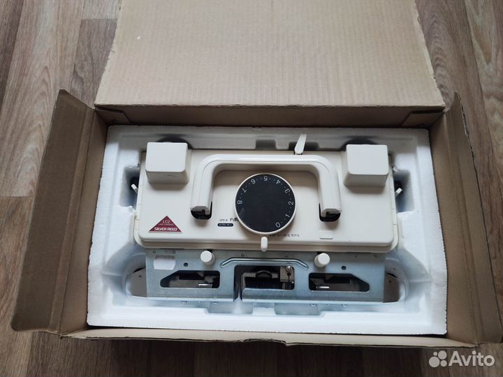 Ажурная каретка LC2 для Silver Reed SK280