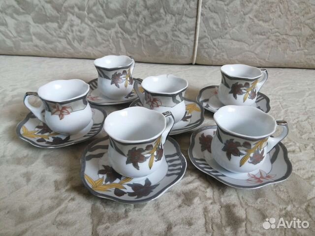 Фарфоровые большие блюда