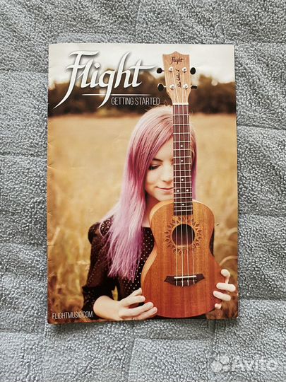 Абсолютно новая укулеле Veston + тюнер korg