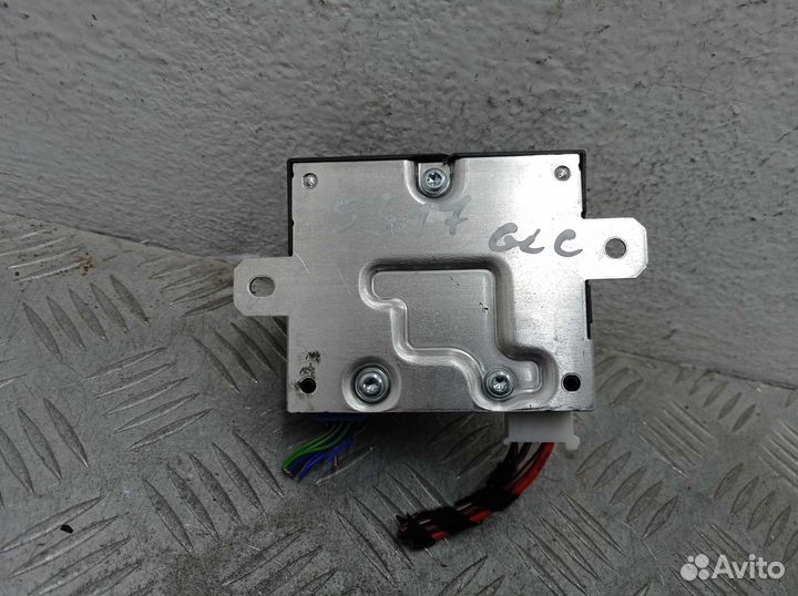 Блок управления топливным насосом Mercedes GLC W25