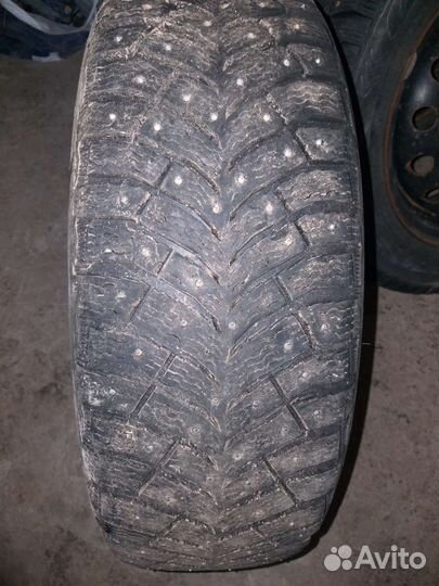 R15 Michelin X-Ice North 4 185/65, PCD 4x114.3 DIA 17