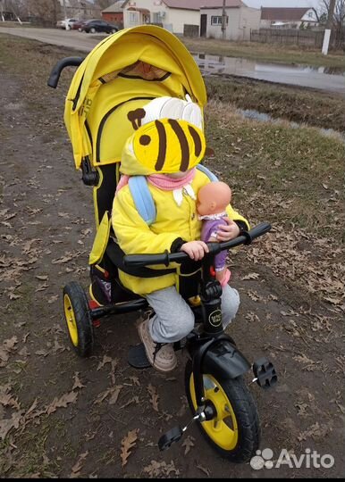 Детский велосипед трехколесный с ручкой