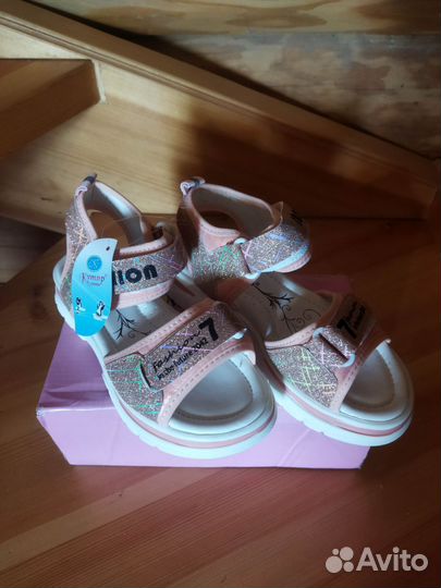 Босоножки для девочки 30 размер новые