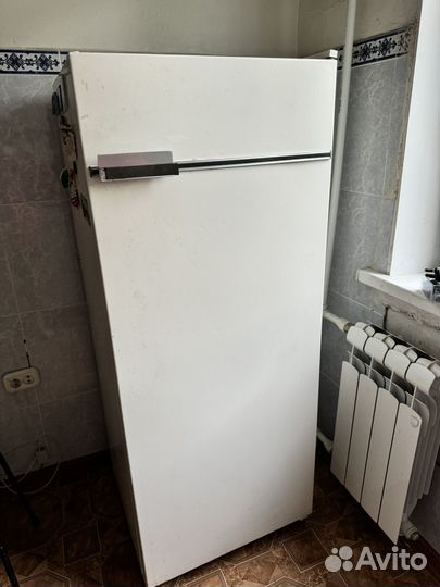 Холодильник бирюса