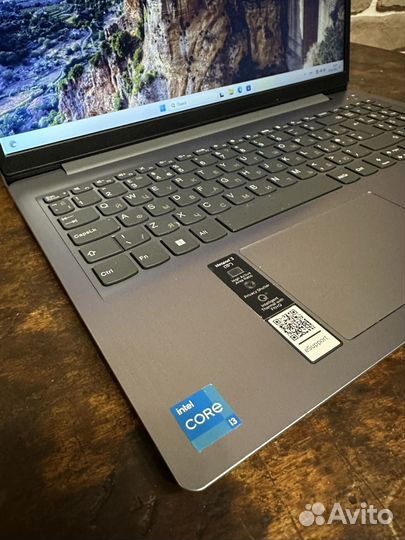 Свежий lenovo core i3 11 Поколение коробка/чек