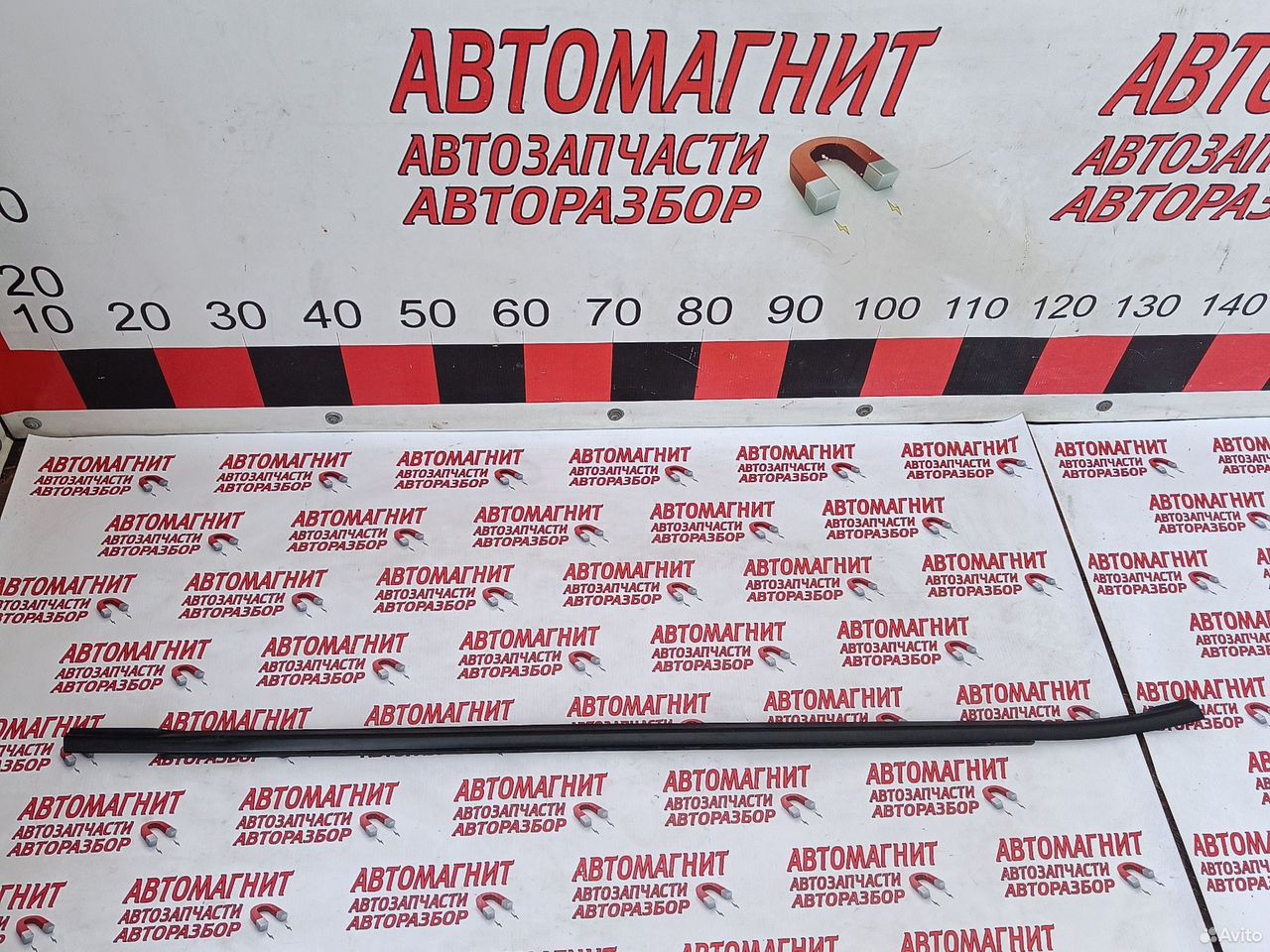 Молдинг двери передней правой Киа Церато 3 YD