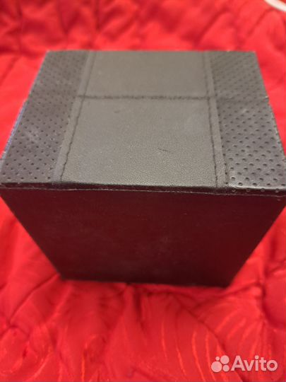 Guess коробка