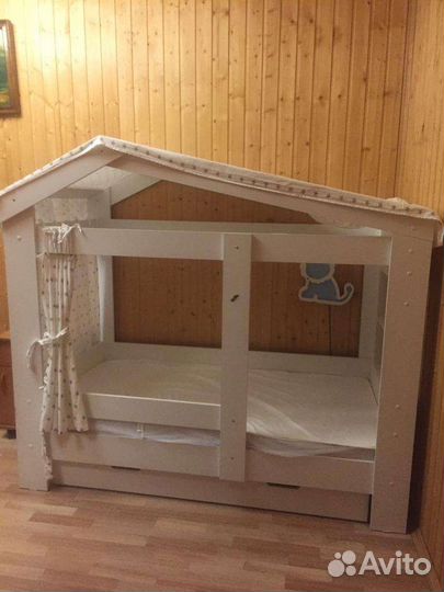 Детская кровать домик бу