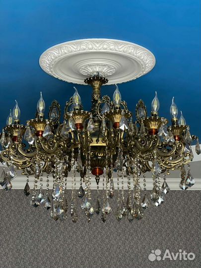 Люстра потолочная новая