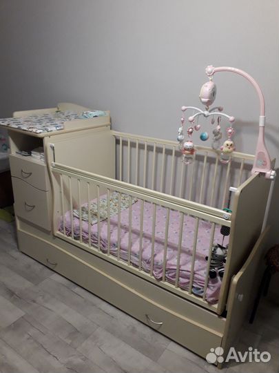 Детская кроватка трансформер с комодом