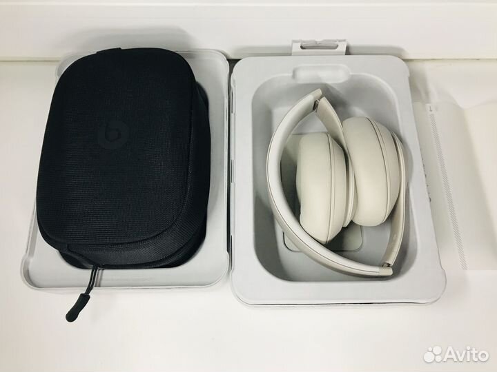 Наушники Beats Studio Pro Sandstone Оригинал