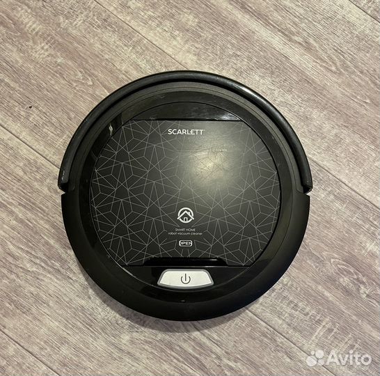 Робот пылесос scarlett