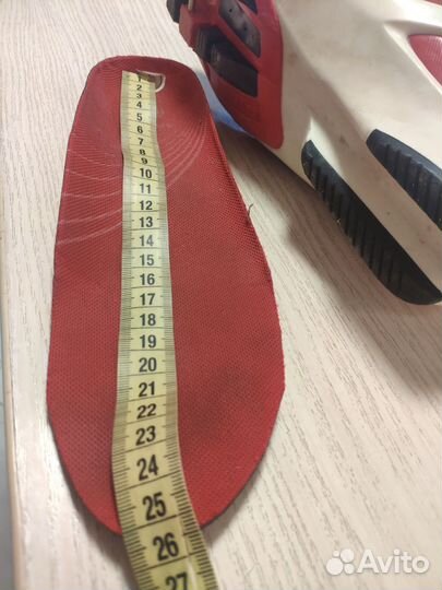 Лыжные ботинки atomic