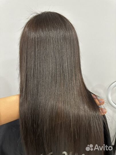 Кератиновое выпрямление волос