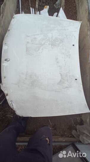 Капот на toyota camry 40