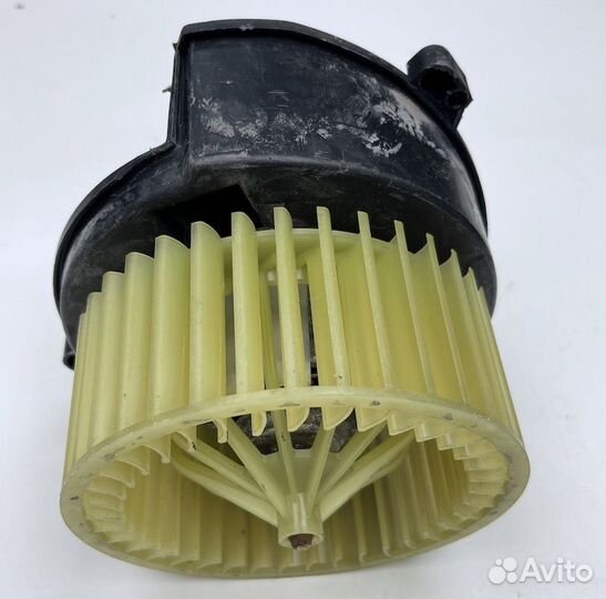 Пежо Боксер Вентилятор печки