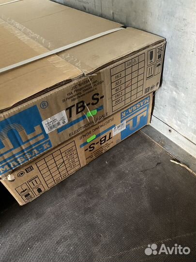 Весы напольные электронные