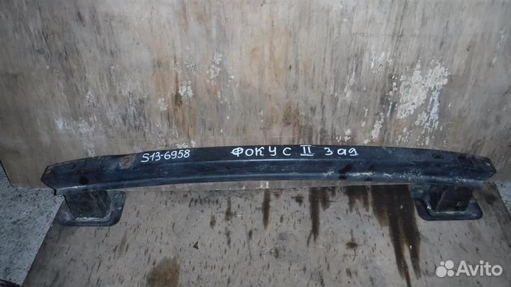 Усилитель заднего бампера Ford Focus II 2005-2011
