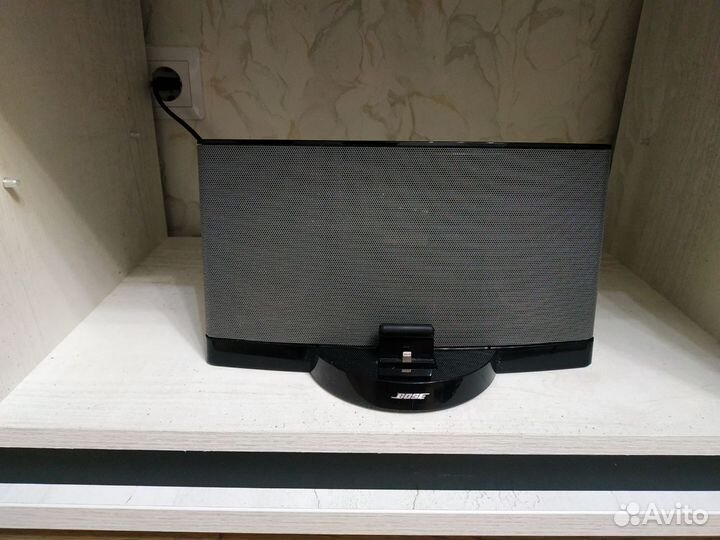 Портативная акустика Bose SoundDock Series III