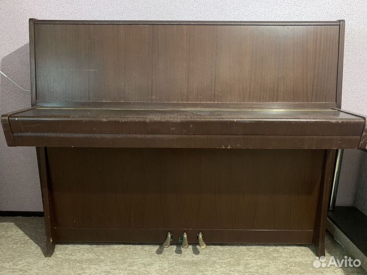 Фортепиано Petrof Classic, матовое, 3 педали