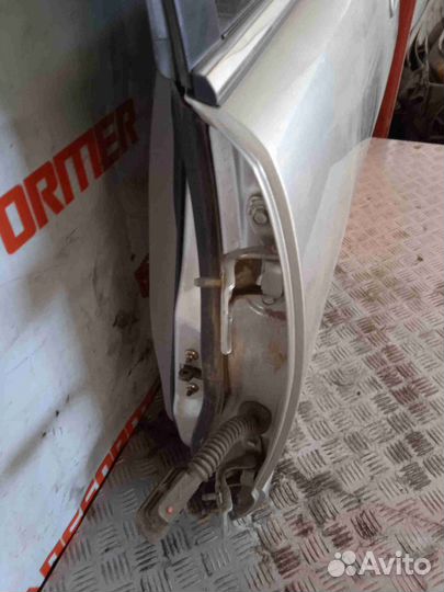 Петля двери задней левой Мазда Милления TA5P