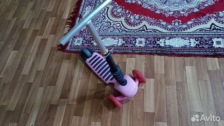 Детский самокат