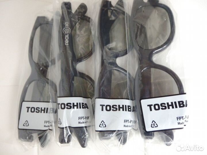 Очки для кино 3D Toshiba для всей семьи,цена за 4