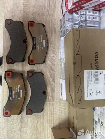 Тормозные колодки Vag Brembo на Porsche Tuareg