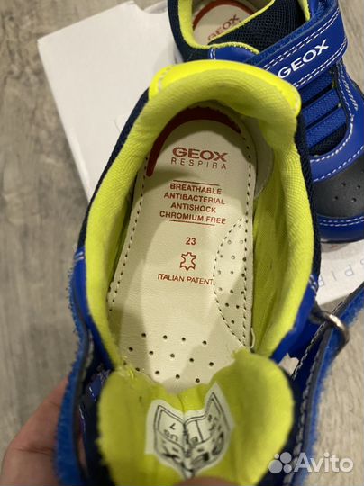 Ботинки Geox р.23