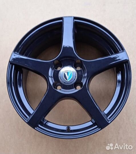 Диски литые R15 X-118B сверловка 4*98 на Ваз новые