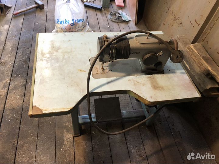Стол от швейной машины с электродвигателем 380В