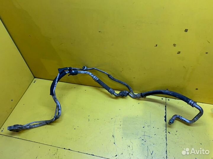 Трубка кондиционера Hyundai Santa Fe 2000–2004