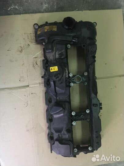 Бмв двс N55 клапанная крышка