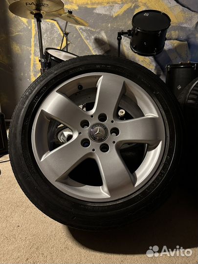 Литые диски на Mercedes R16