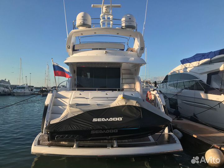 Моторная яхта Sunseeker Manhattan 60