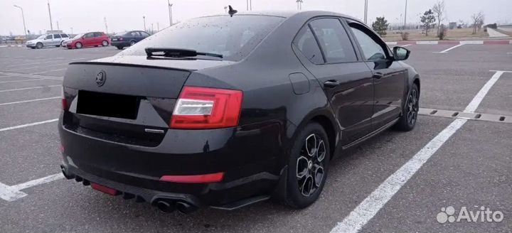 Диффузор на задний бамер Skoda Octavia рест/дорест