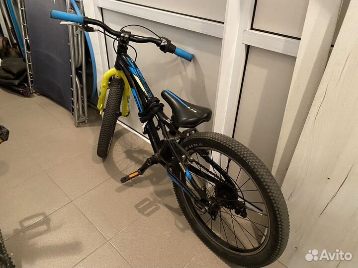 Детский велосипед бу 20