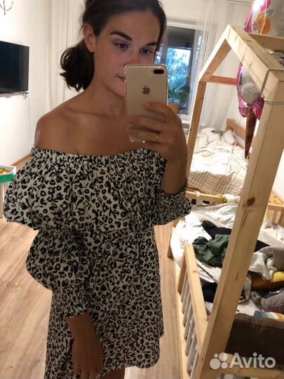 Платье Zara женское, размер М