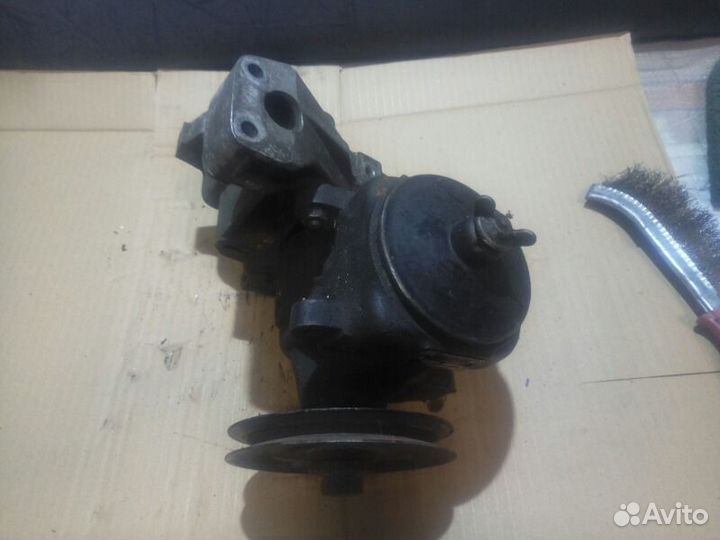 Насос гидроусилителя Mercedes-Benz 300 W123 3.0D