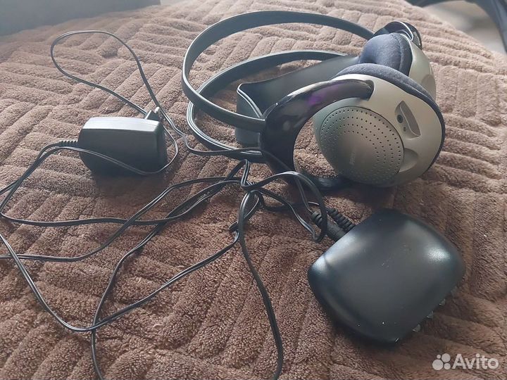 Ик-наушники Philips (инфракрасные с докстанцией)