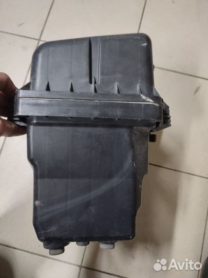 Корпус воздушного фильтра Toyota Camry acv30