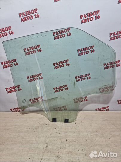Заднее правое стекло Renault Logan 1