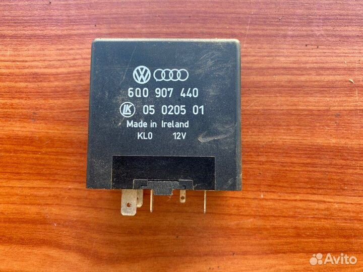 Блок управления зеркалами Audi A6 C6 AUK 2007